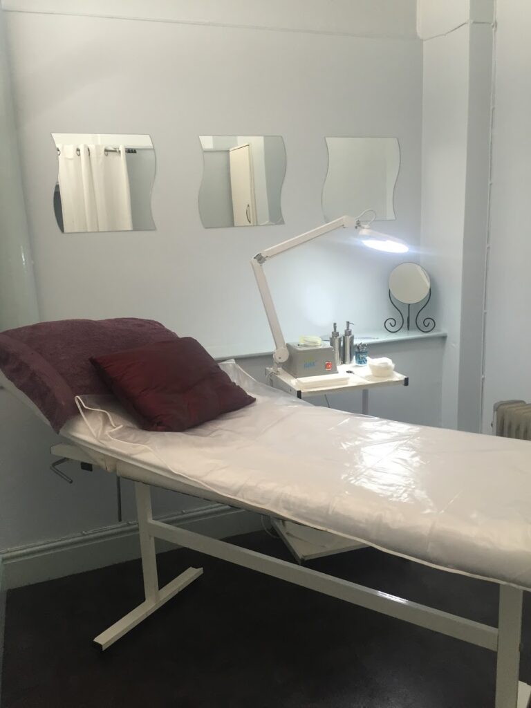revive-beauty-salon-87960f5