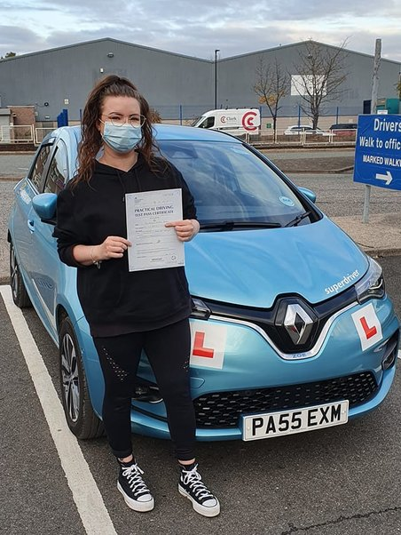 antonia21_jpg_[www.superdriver.co.uk]